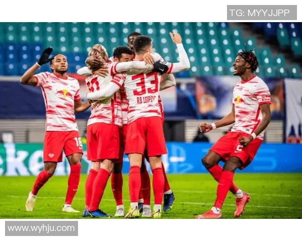 莱比锡红牛队员飒爽英姿助力球队登上德甲前四